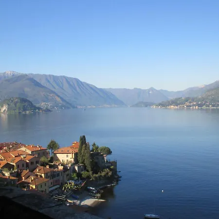 Albertina Daire Varenna