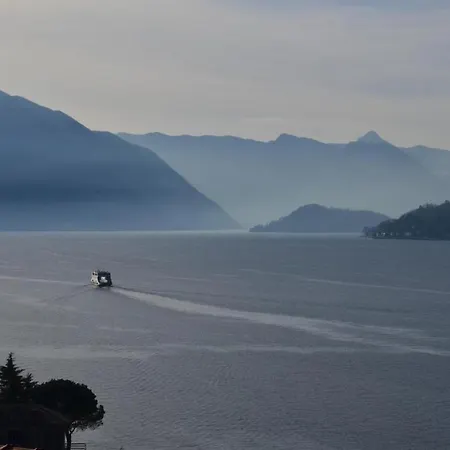 Apartment Albertina Varenna